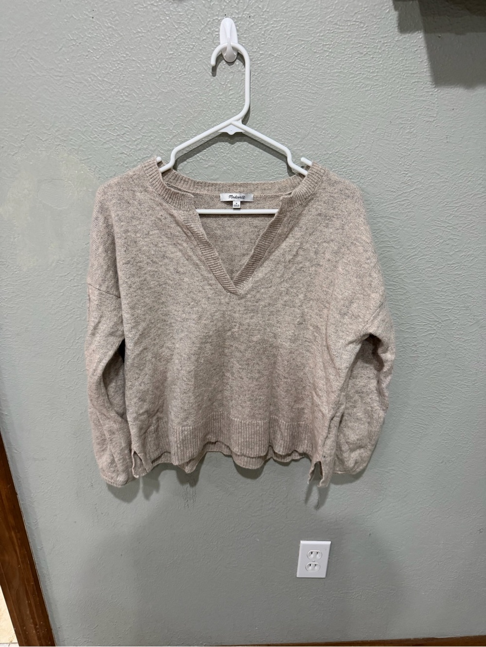Madewell Beige V-Neck Knit Sweater Wool Blend Balloon Sleeves Size M EUC